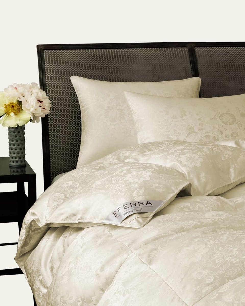 900-Fill European Down Firm Standard Pillow